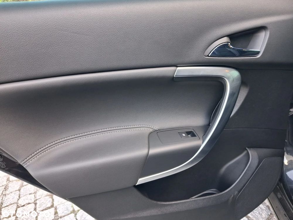 Opel Insignia - 9