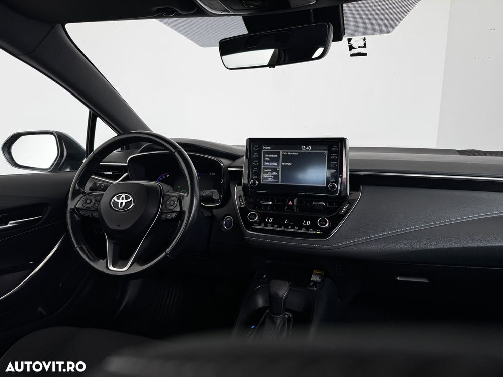 Toyota Corolla 1.8 HSD Dynamic - 13