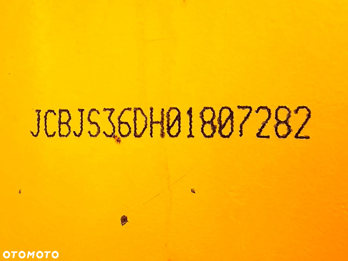 JCB JS360NLC - 6