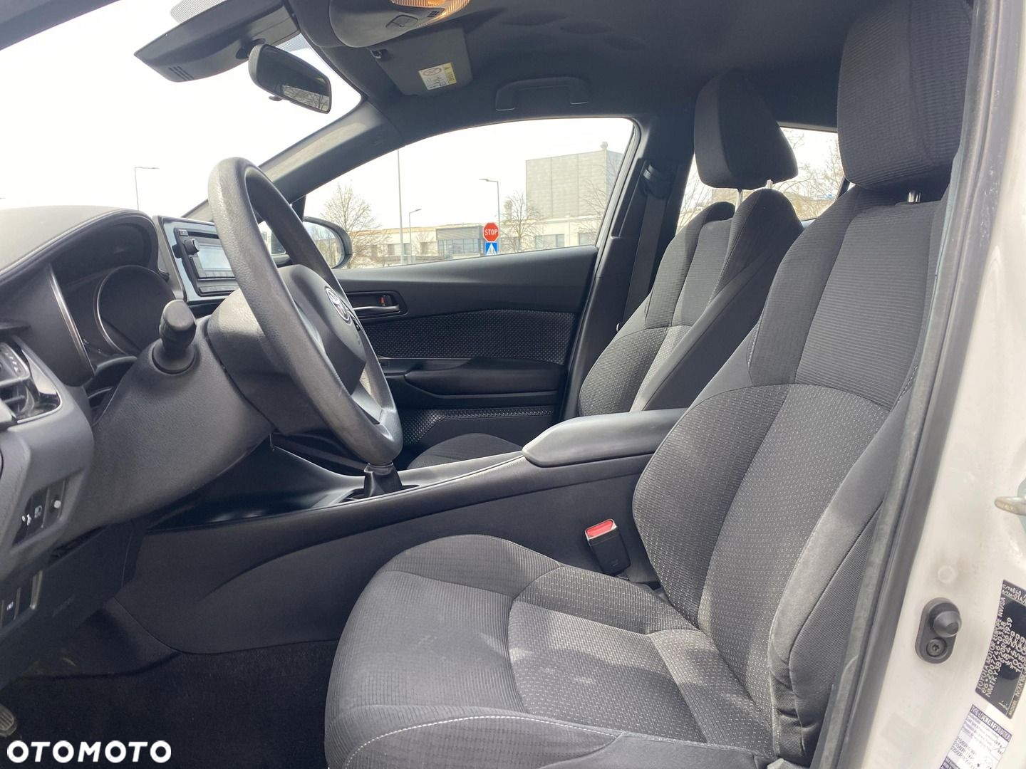 Toyota C-HR 1.2 T Active - 13
