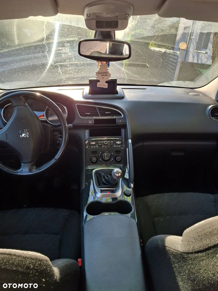 Peugeot 3008 - 13