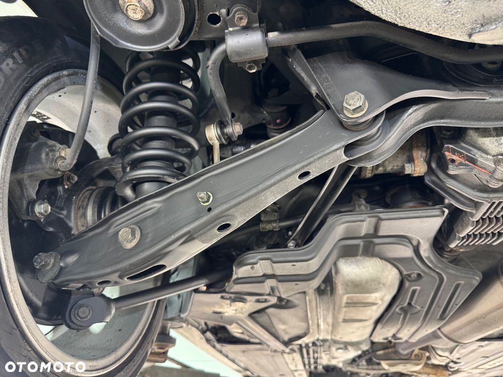 Lexus IS 200 Limited - 33