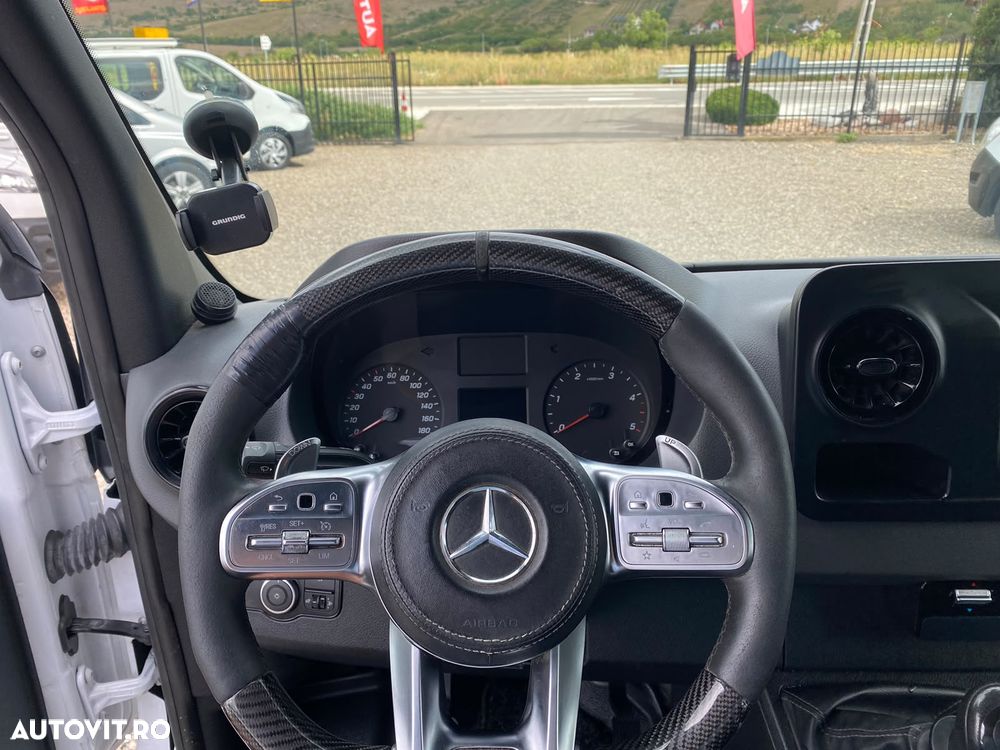Mercedes-Benz SPRINTER - 16