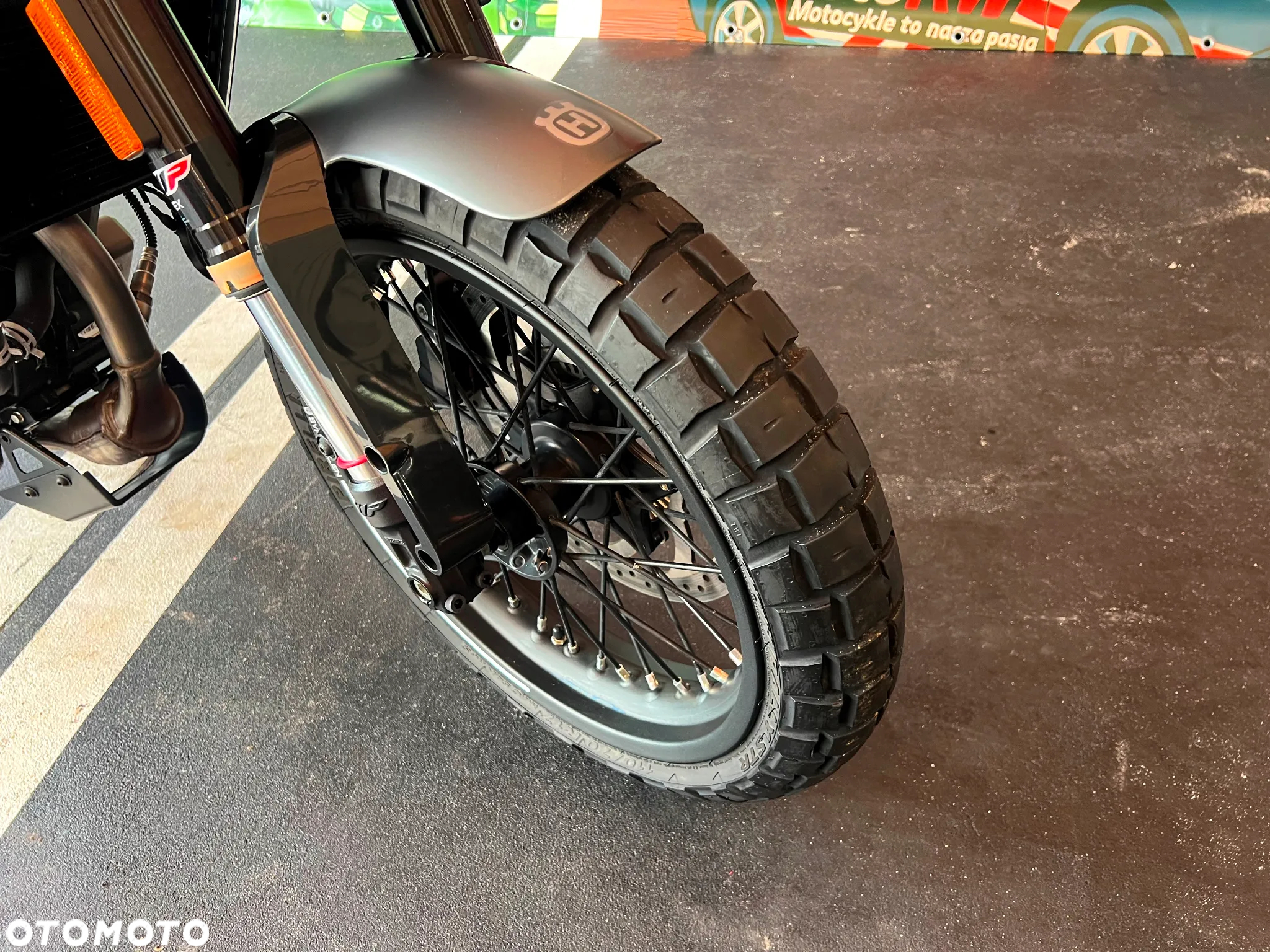 Husqvarna Svartpilen - 6