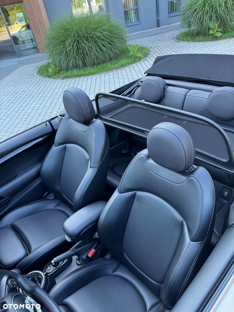 MINI Cooper S Cabrio - 11