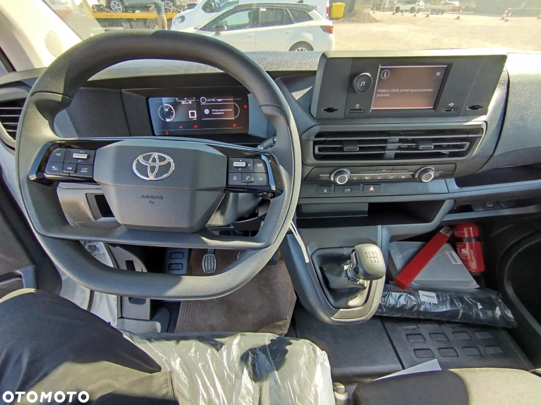 Toyota PROACE "od ręki" - 12