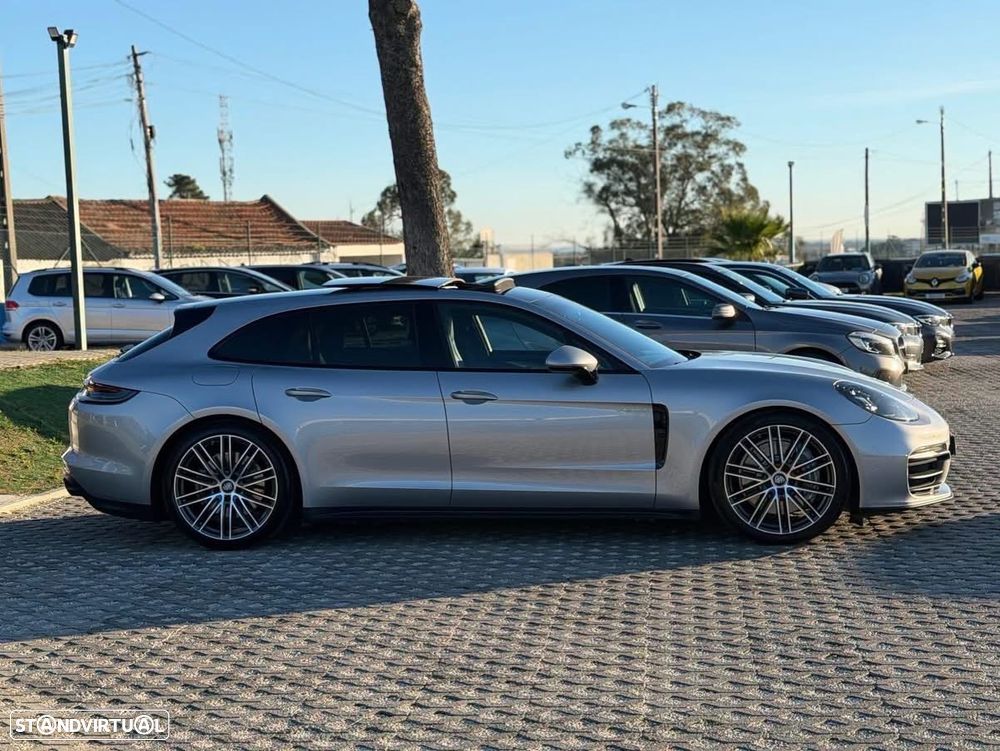 Porsche Panamera Sport Turismo - 12