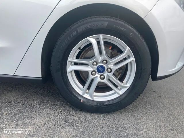 Ford Focus 1.5 TDCi Titanium - 10