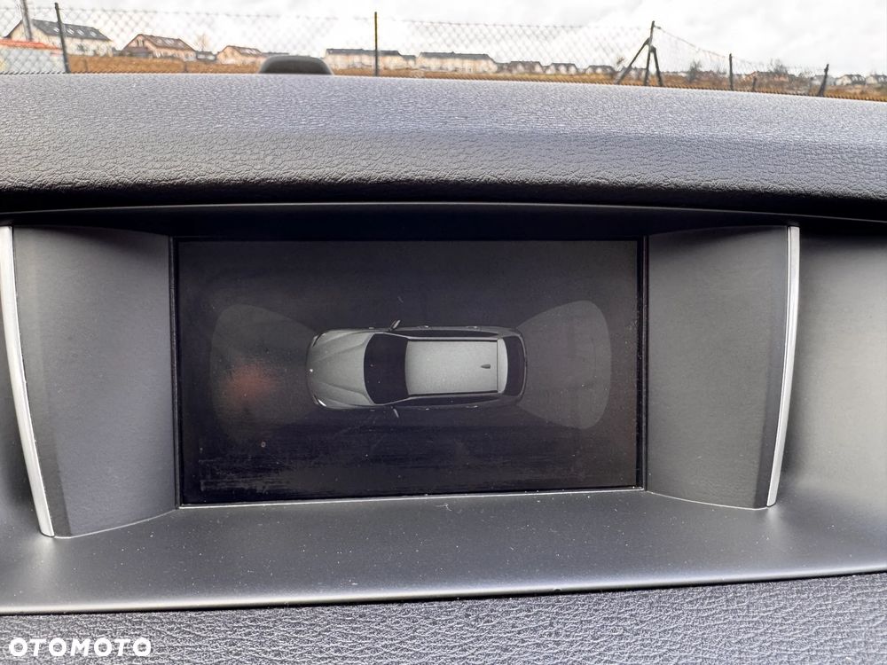 BMW X1 xDrive20d - 23