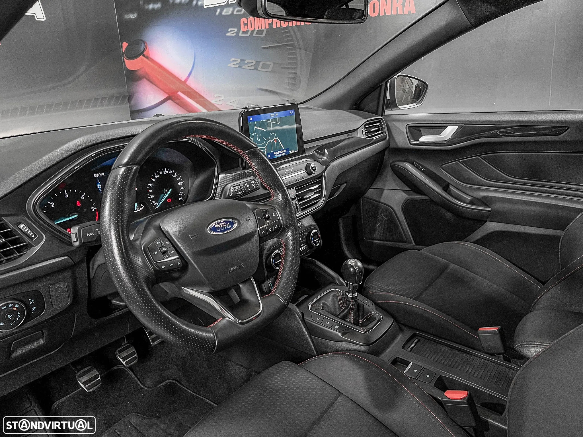 Ford Focus 1.5 TDCi EcoBlue ST-Line - 20