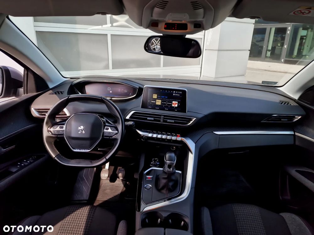 Peugeot 3008 1.2 PureTech Active S&S - 6