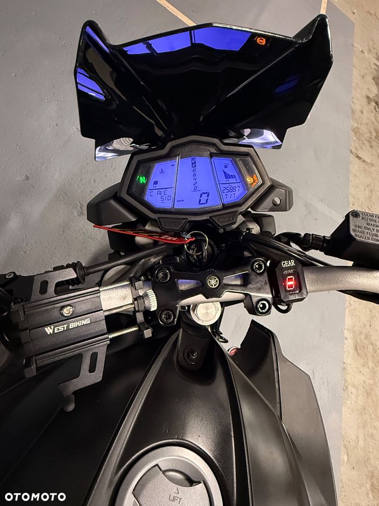 Yamaha MT - 6