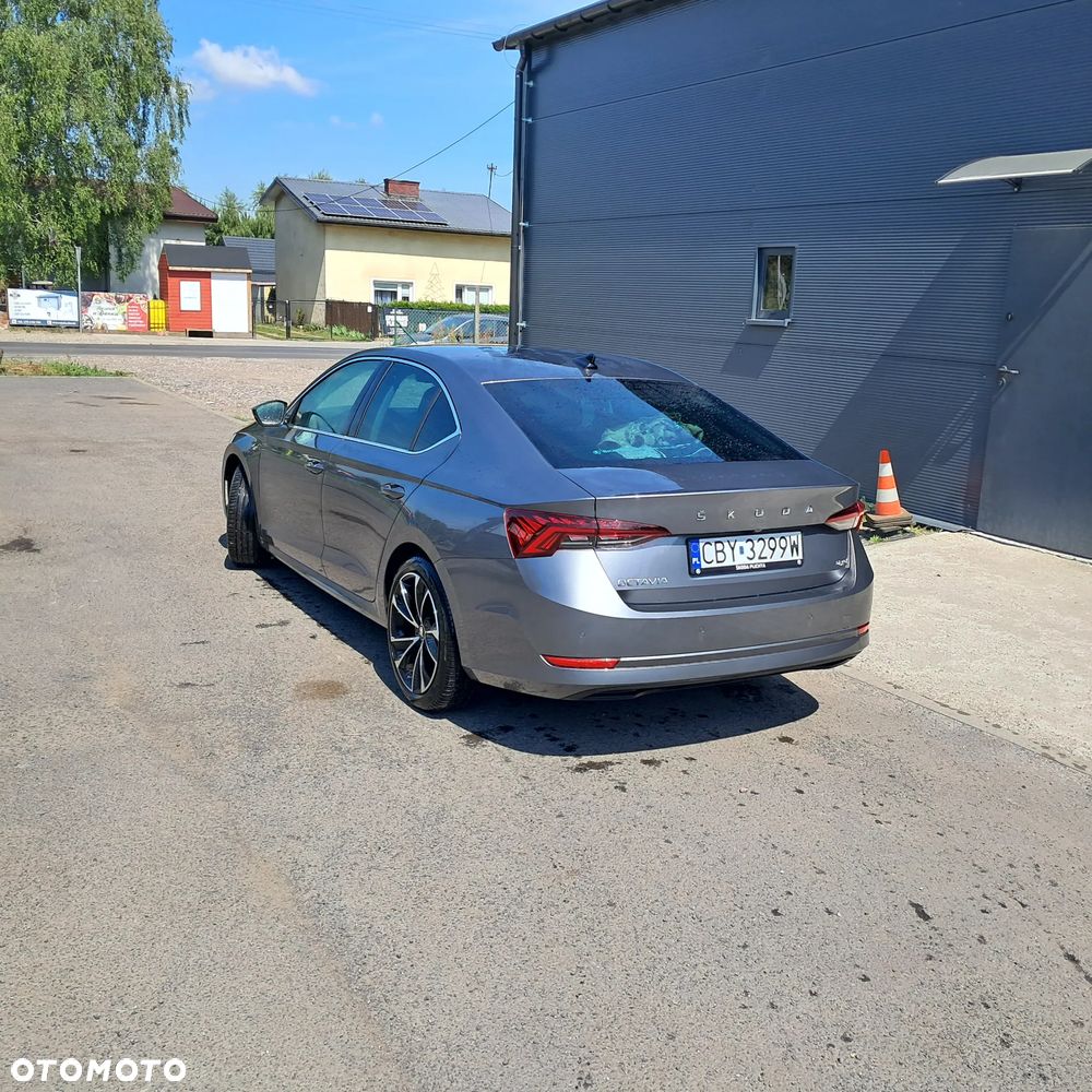 Skoda Octavia 2.0 TDI 4x4 Style DSG - 4