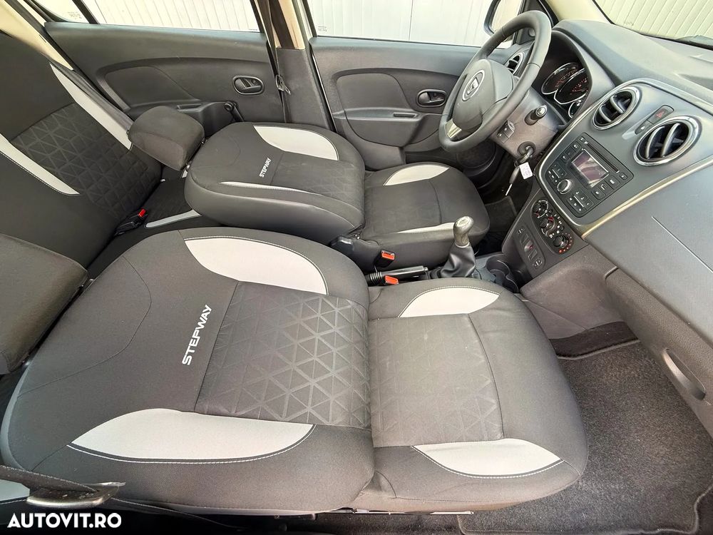 Dacia Sandero Stepway dCi 90 Ambiance - 17