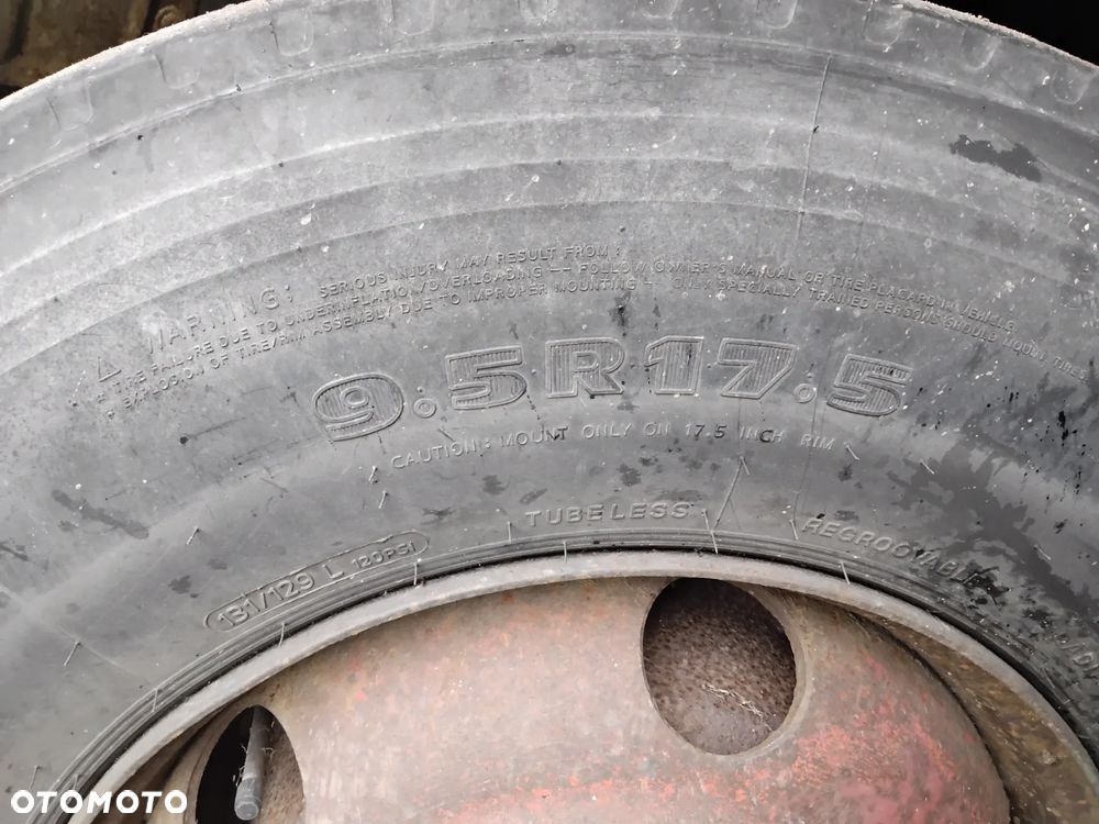 Mercedes-Benz 814 - 16