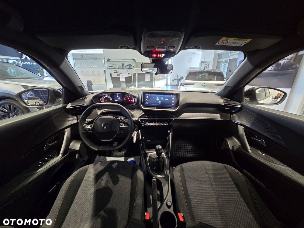 Peugeot 2008 - 12