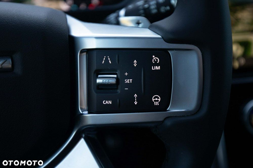 Land Rover Discovery - 25