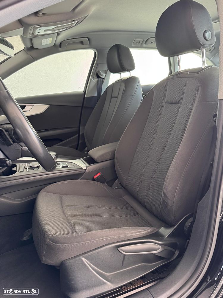 Audi A4 Avant 2.0 TDI Advance S tronic - 12