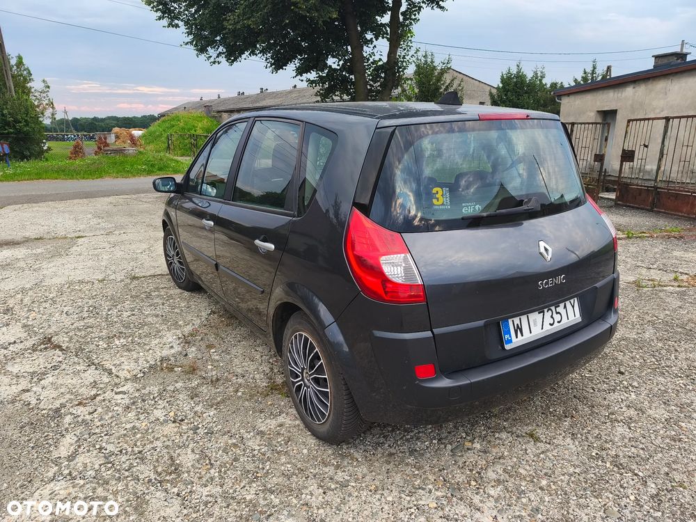 Renault Scenic 2.0 16V Privilege - 3