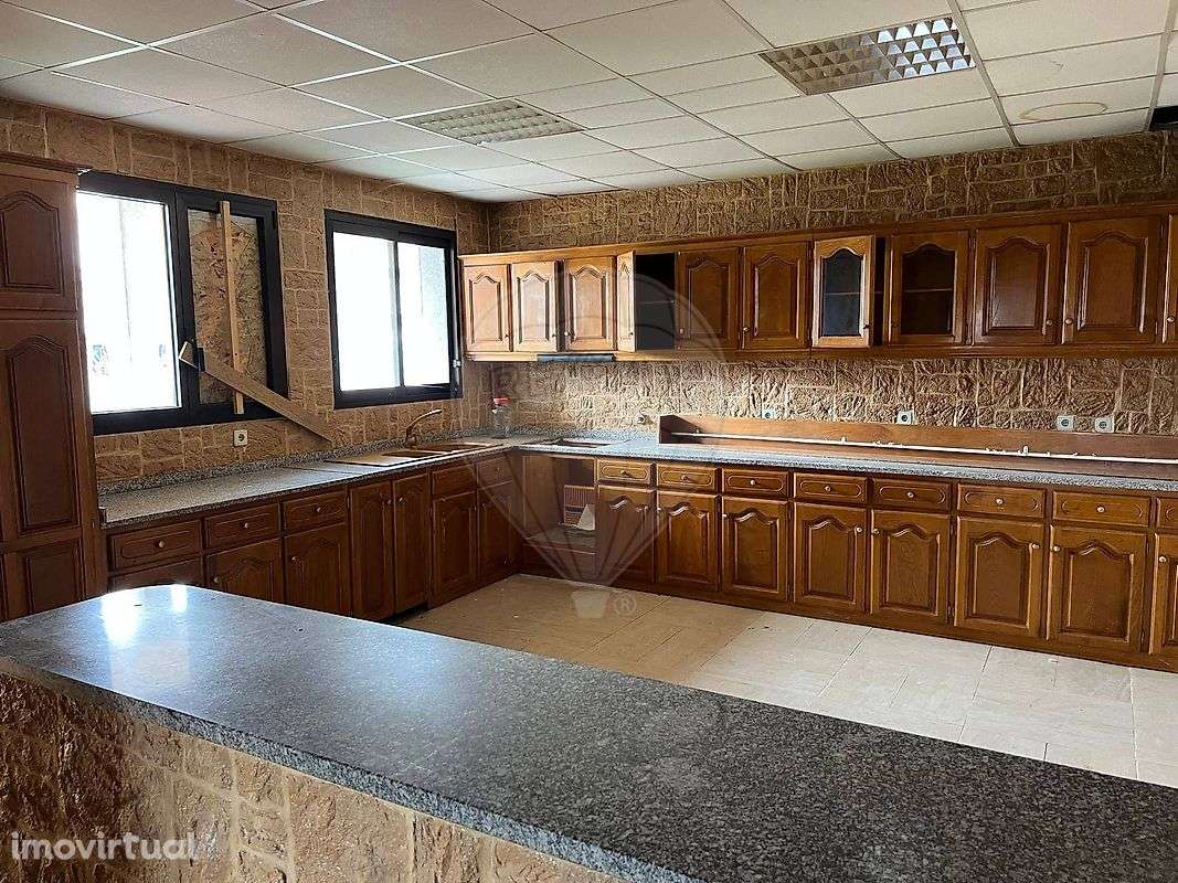 Moradia T4 para venda - Grande imagem: 3/15