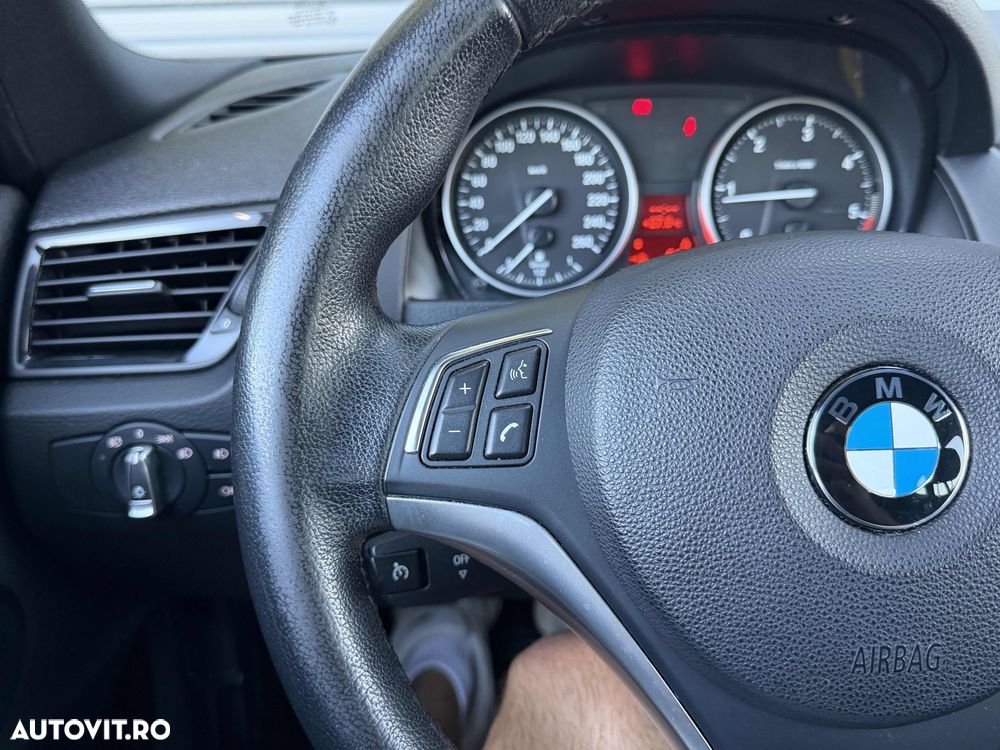 BMW X1 sDrive20d xLine - 26