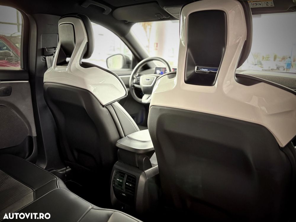 Ford Mustang Mach-E AWD GT RALLY - 22