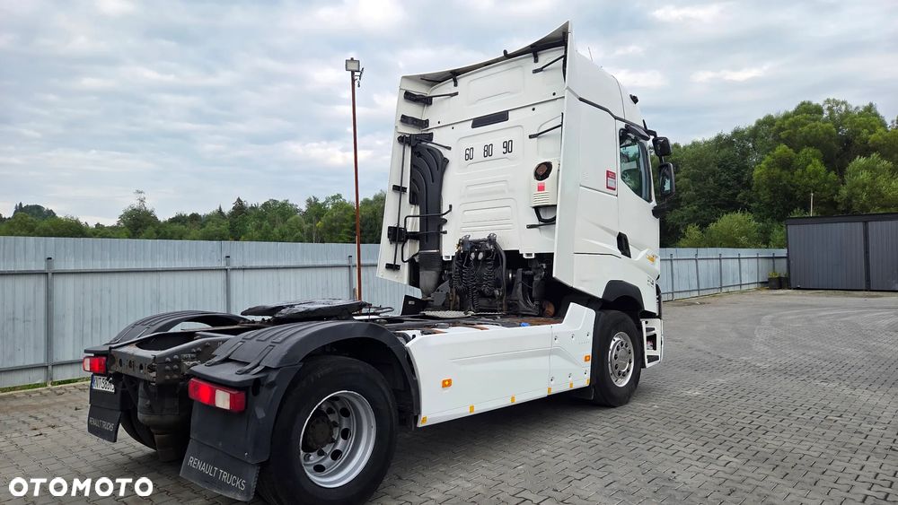 Renault T520 High Cab - 3
