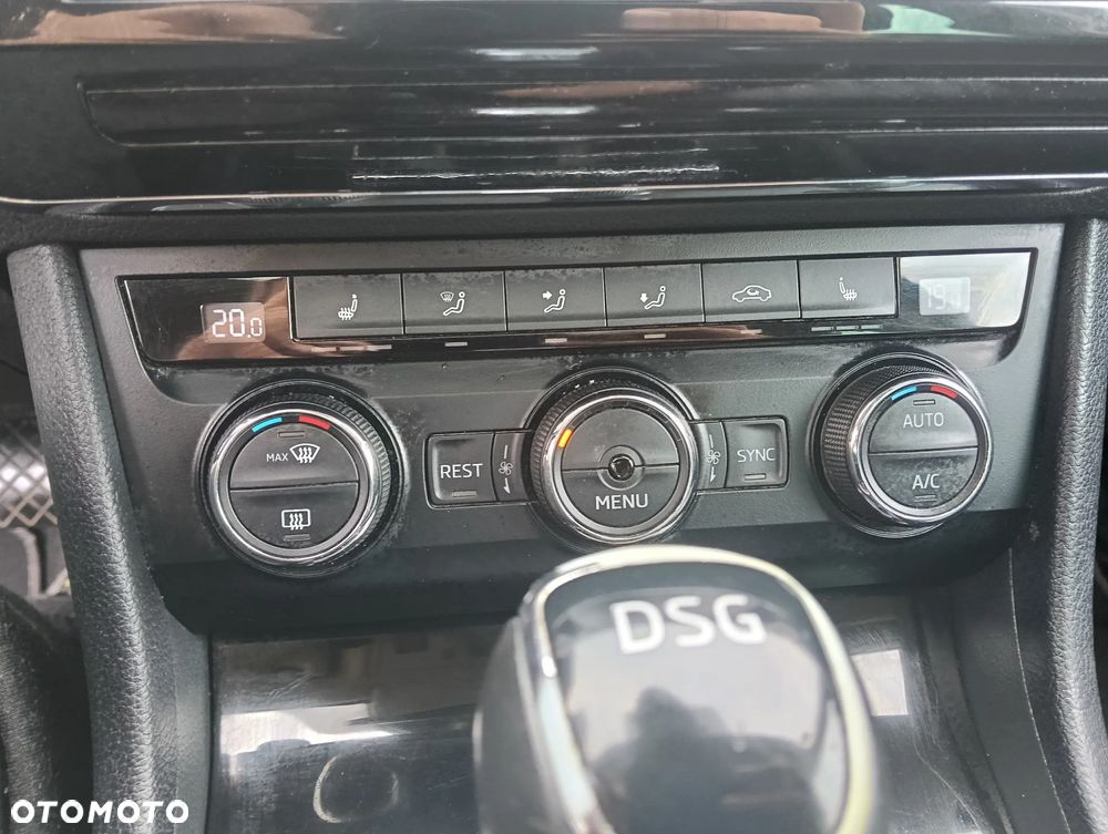 Skoda Superb 2.0 TDI DSG L&K - 19