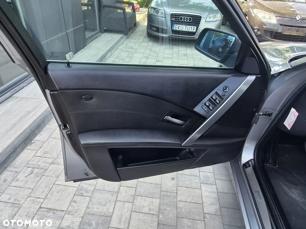 BMW Seria 5 - 24