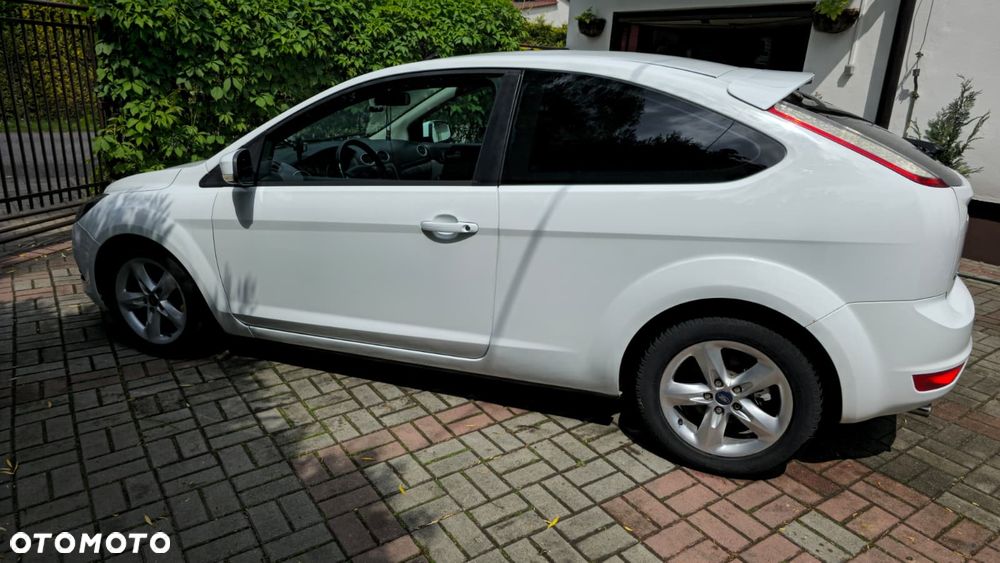 Ford Focus 1.8 FF Trend - 3