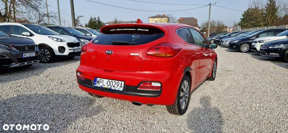 Kia ProCeed - 9