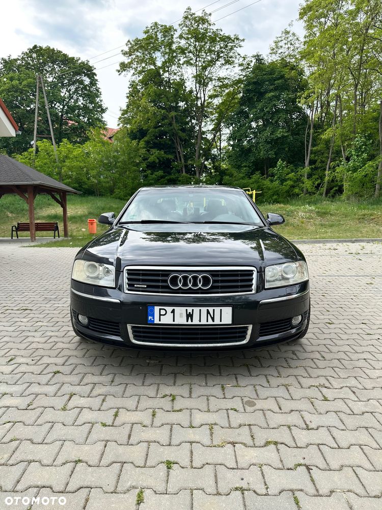 Audi A8 - 1