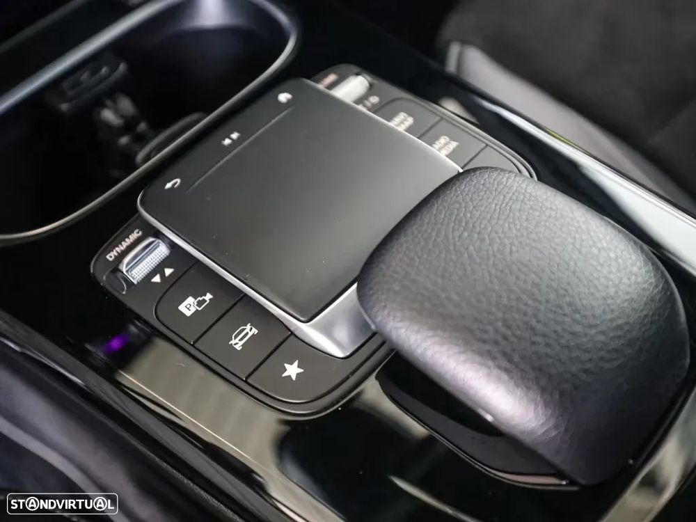Mercedes-Benz A 250 e AMG Line - 7