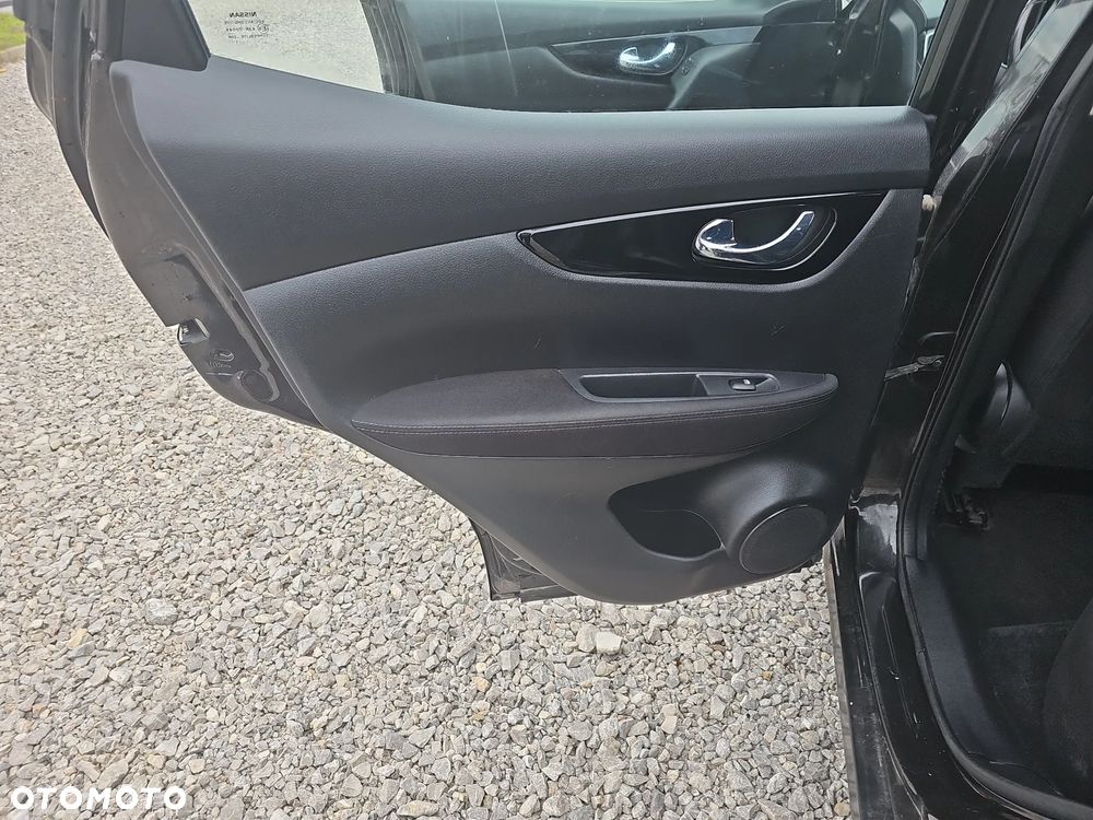 Nissan Qashqai 1.3 DIG-T N-Style DCT - 22