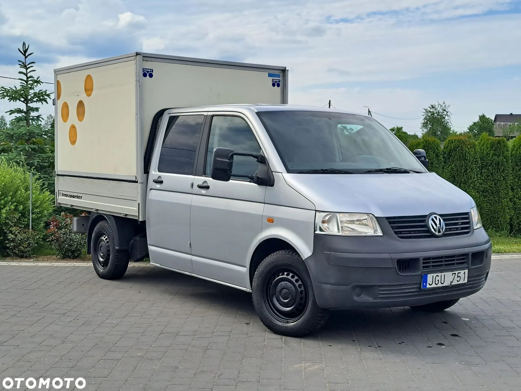 Volkswagen Transporter - 1