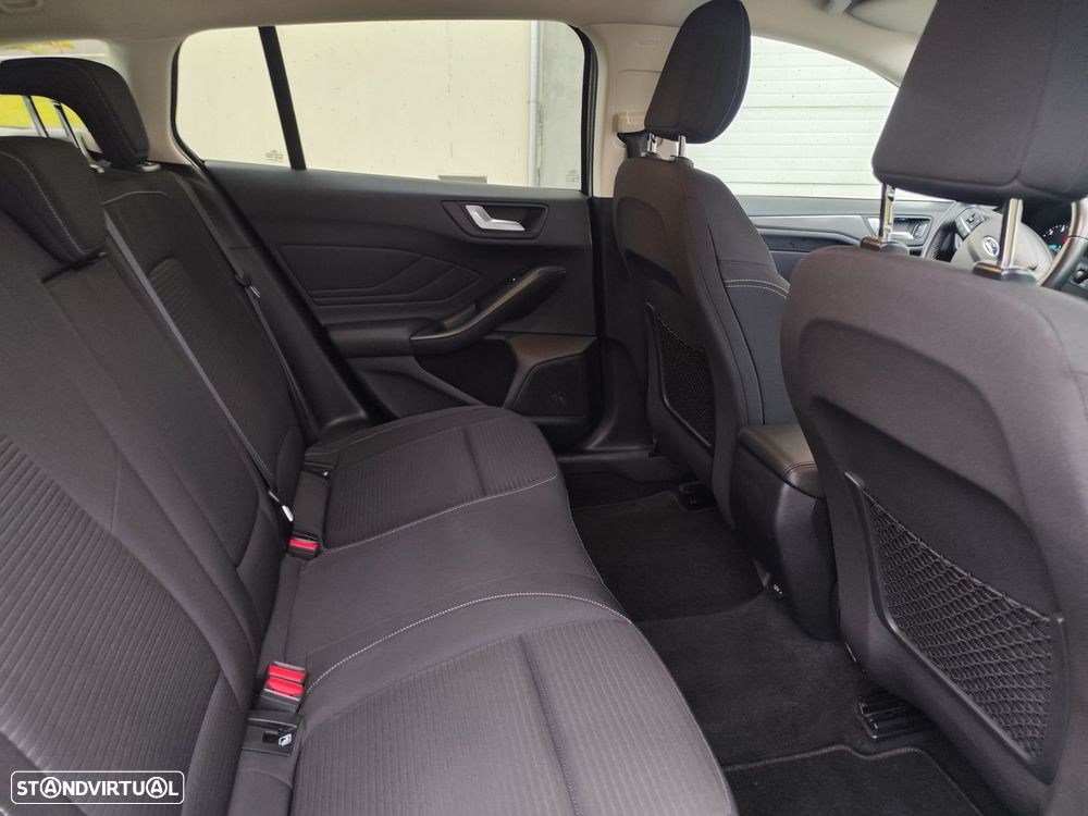 Ford Focus SW 1.5 TDCi EcoBlue Titanium - 20