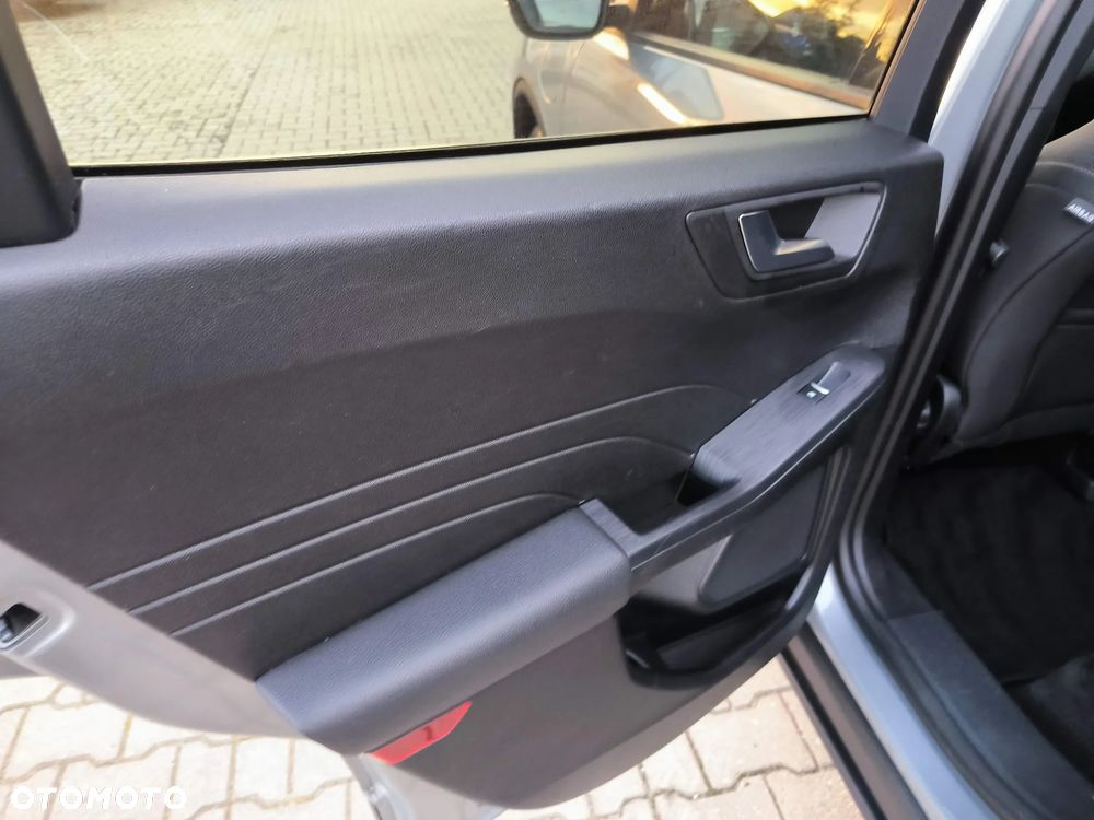 Ford Kuga 2.5P PHEV FWD Titanium X - 17
