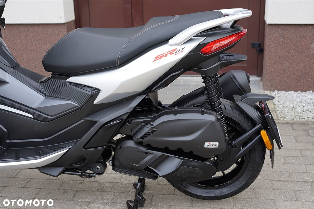 Aprilia SR - 21