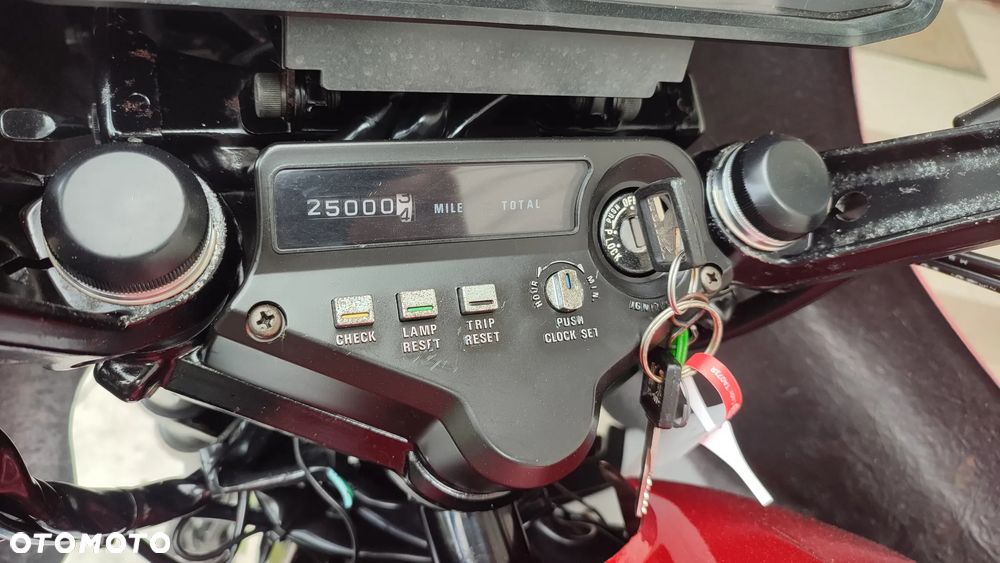 Honda VF - 7