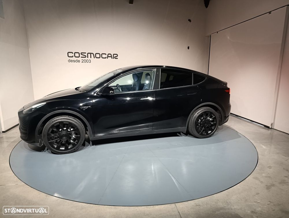 Tesla Model Y RWD - 3