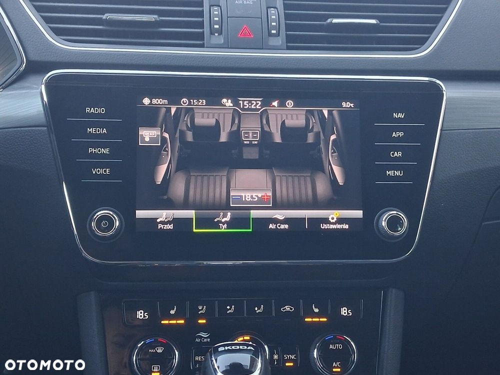 Skoda Superb 2.0 TSI Style DSG - 25