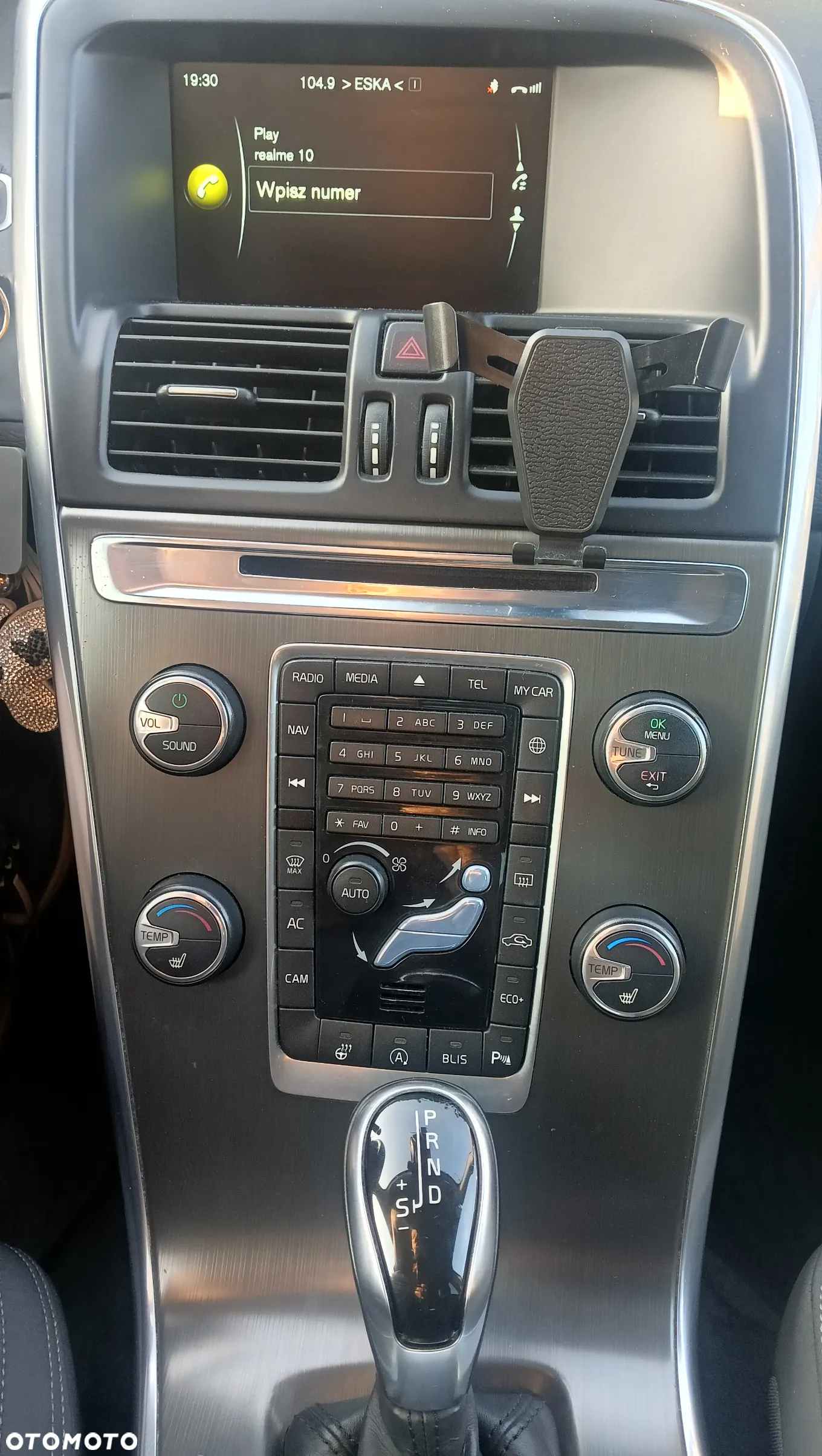Volvo XC 60 D4 Drive-E Momentum - 11