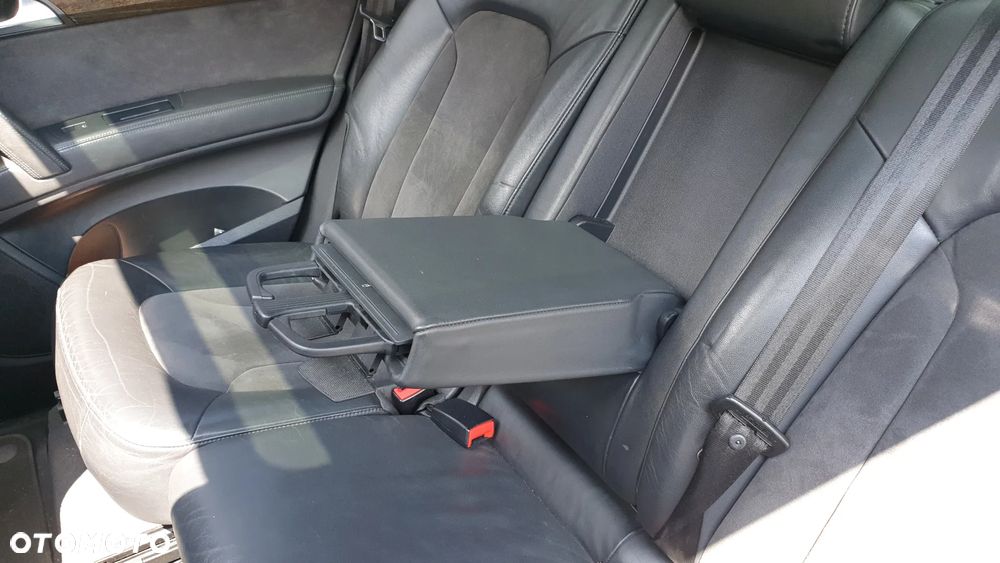 Audi Q7 3.0 TDI DPF quattro tiptronic - 38