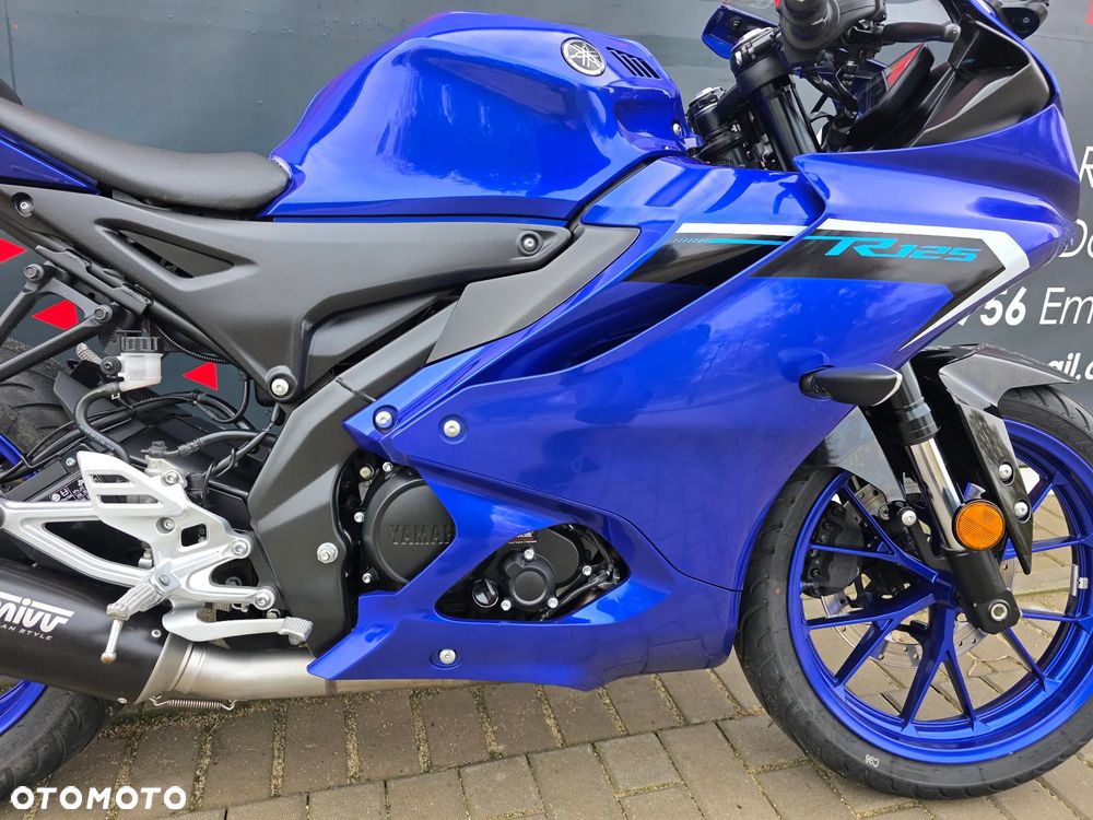 Yamaha YZF - 26