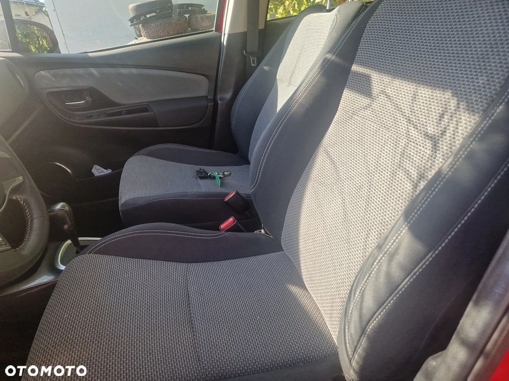 Toyota Yaris 1.5 VVT-i Comfort - 4