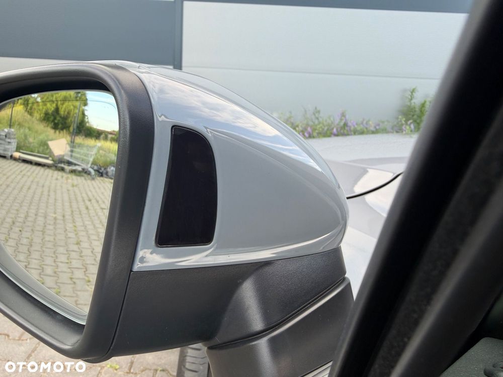 Volkswagen Passat 2.0 TDI BMT Trendline DSG7 - 26