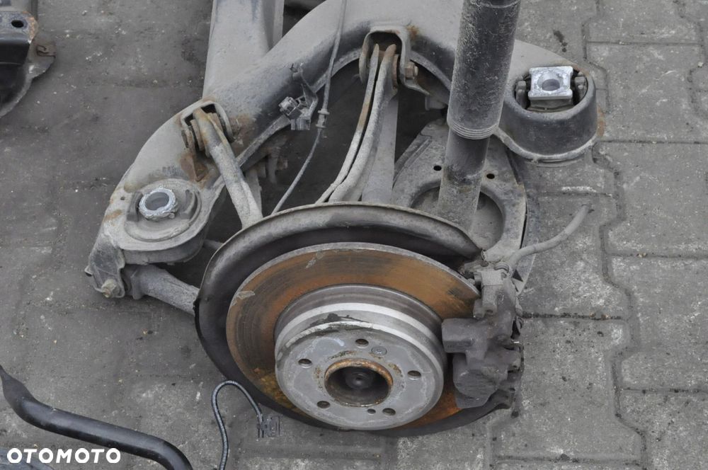 MERCEDES SLK R171 W171 1.8K 184KM ZAWIESZENIE BELKA TYŁ + MOST 1713502000 - 11