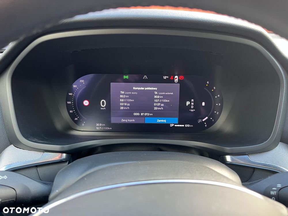 Volvo V60 B4 D Plus Dark - 9