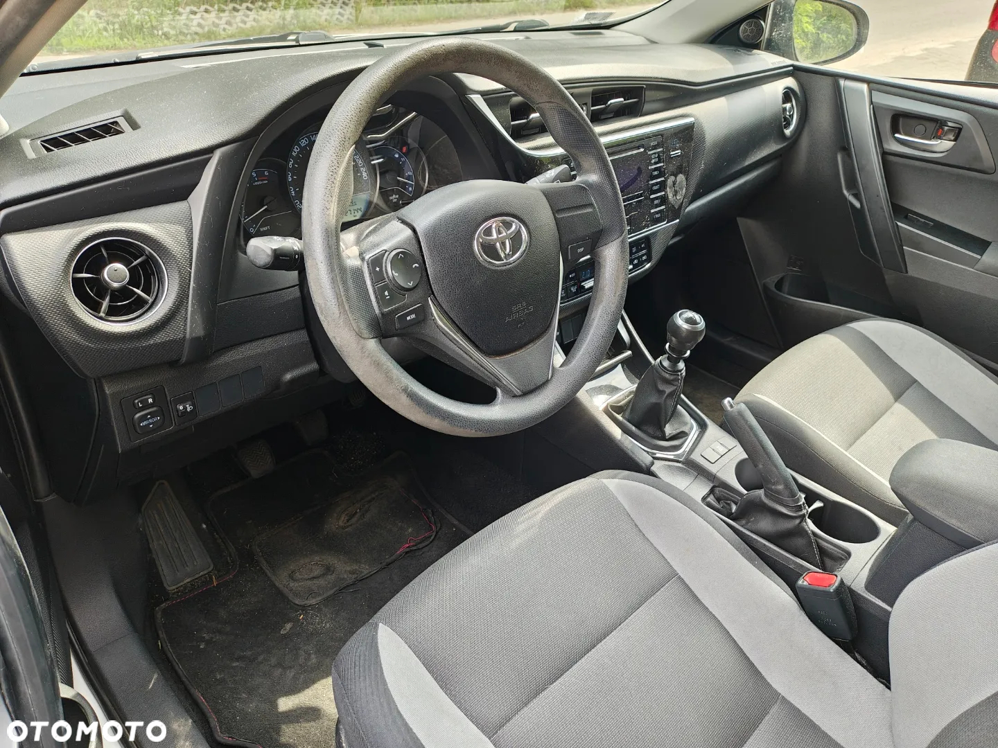 Toyota Auris - 9