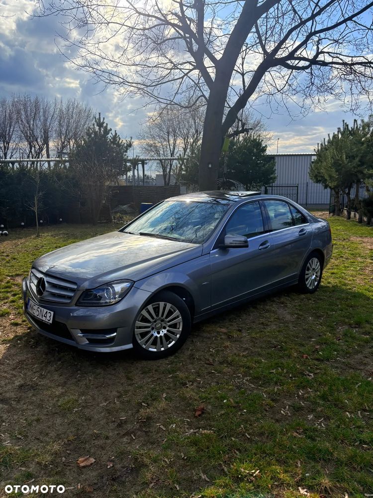 Mercedes-Benz Klasa C 180 CGI Automatik BlueEFFICIENCY Elegance - 8
